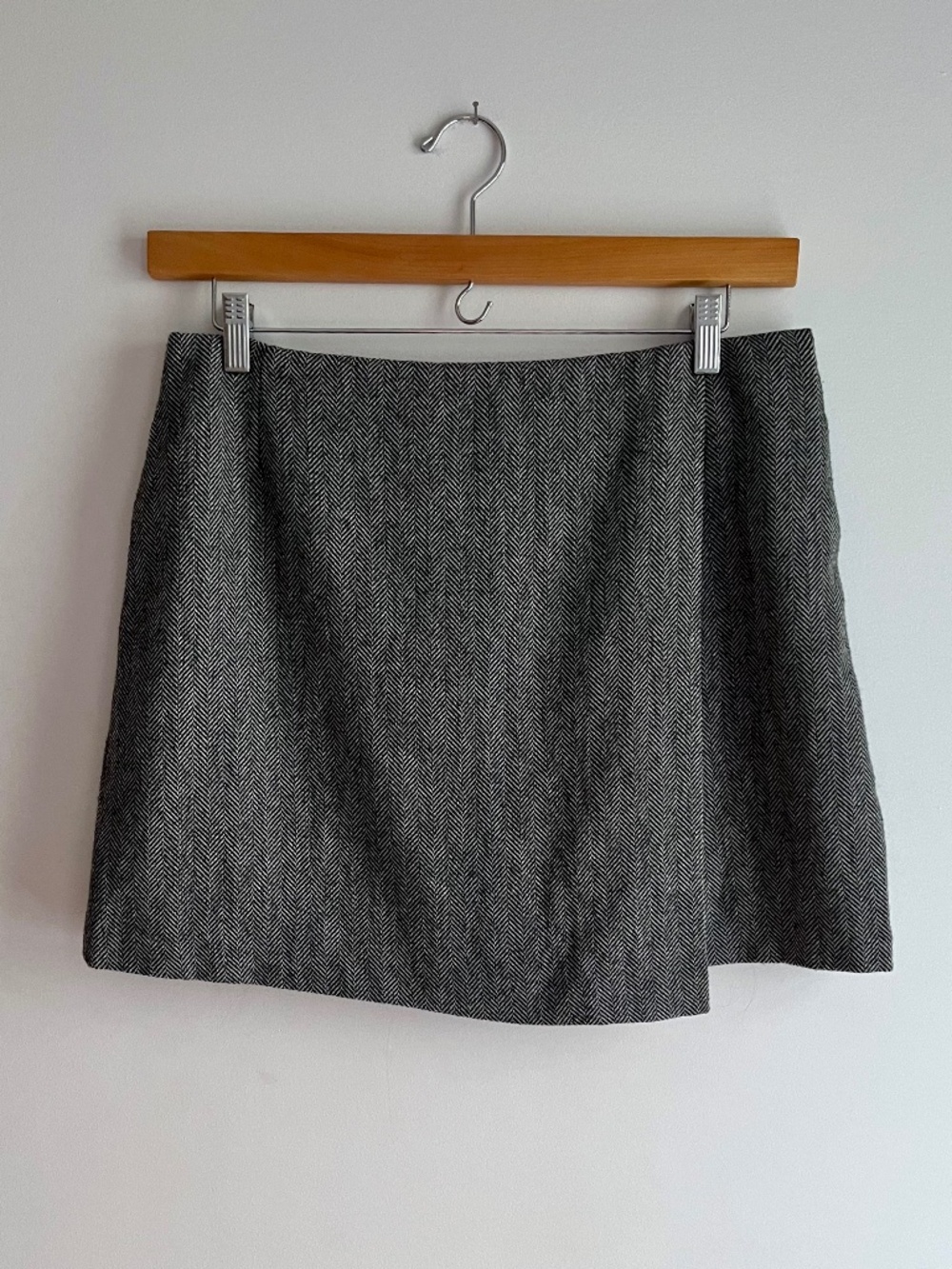 Wool blend wrap skort in grey herringbone - Size XL
